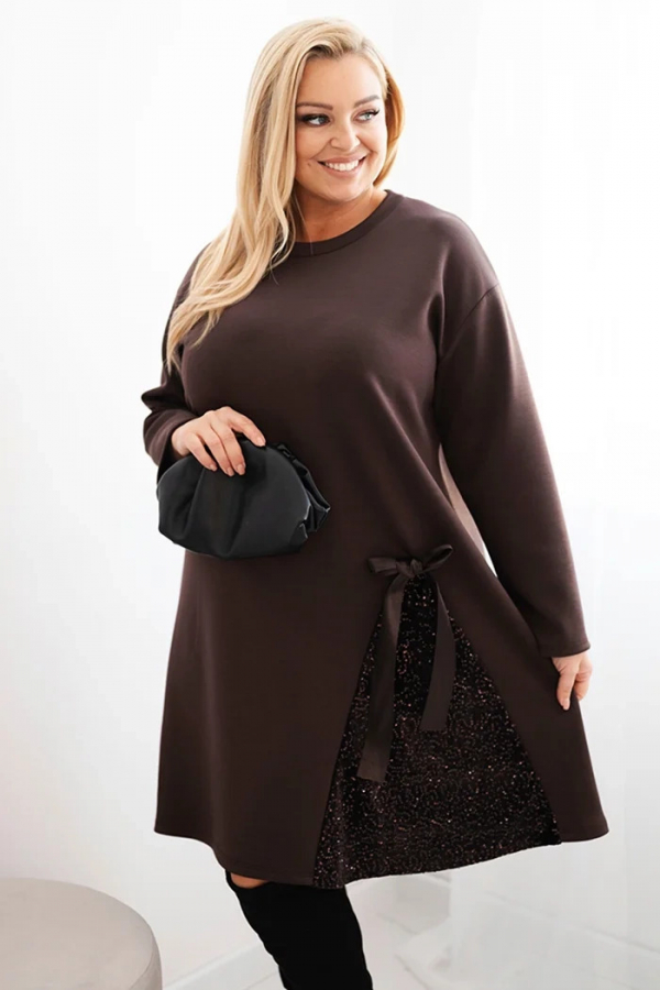 Dámske šaty Plus Size s ozdobným vkladom z flitrov Binoti