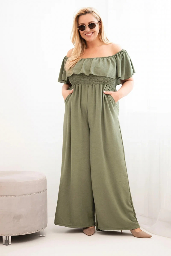 Dámsky overal plus size s volánom a krátkym rukávom 2608