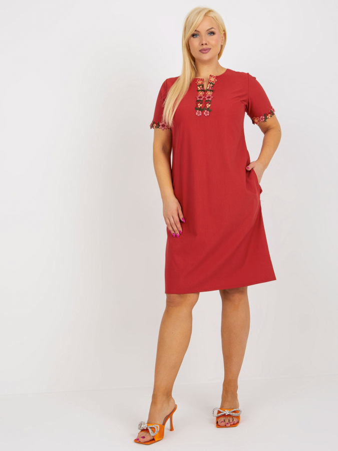 Dámske šaty okrúhlym výstrihom kód produktu LK-SK-506309.50